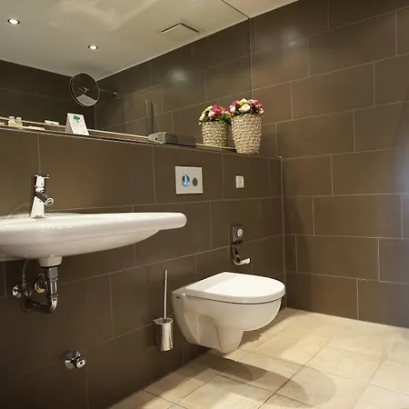 Xii Apostel Hotel Köln