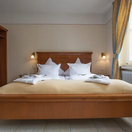 Xii Apostel Hotel Colonia
