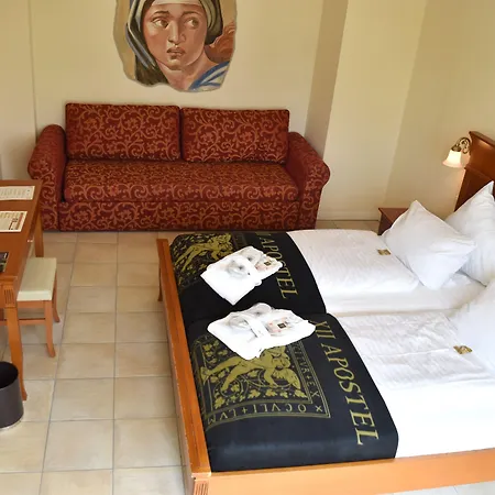 Xii アポステル アルベルゴ ケルン