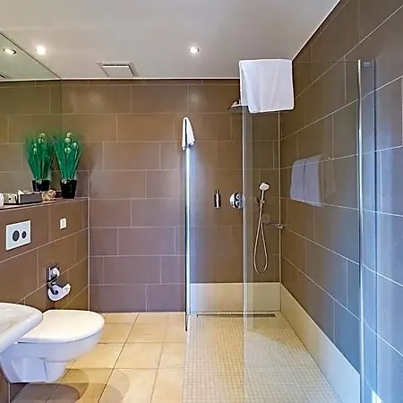 Xii Apostel Szálloda 3*
