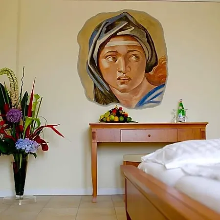Xii Apostel Szálloda 3*