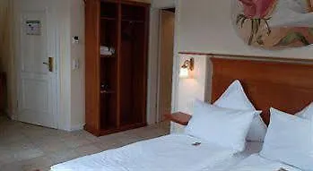 أبوستل ألبرغو الثاني عشر 3* كولونيا