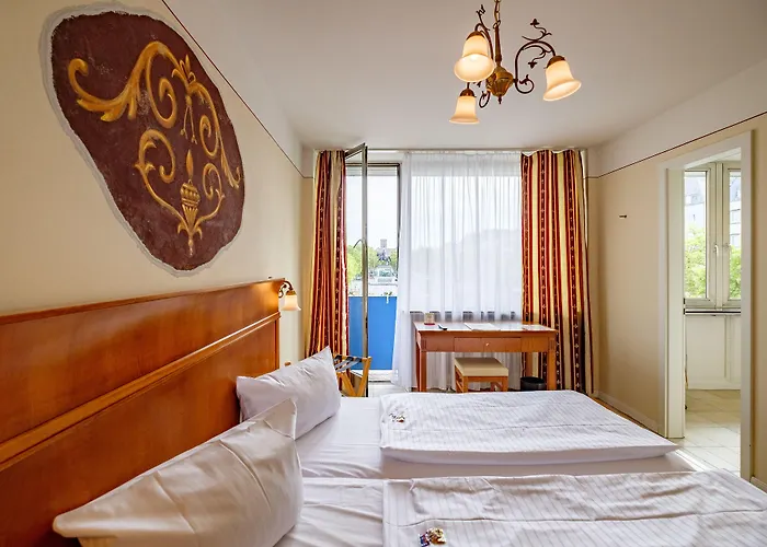 Xii アポステル アルベルゴ ケルン