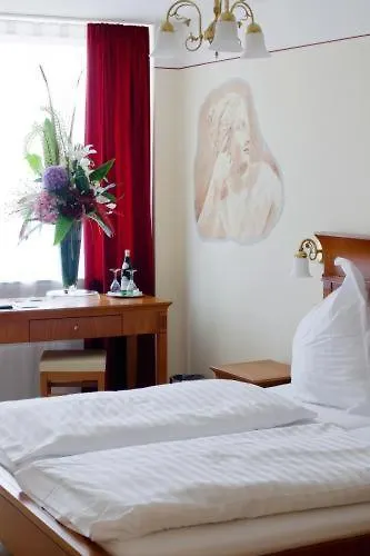 Hotel Xii Apostel 3*