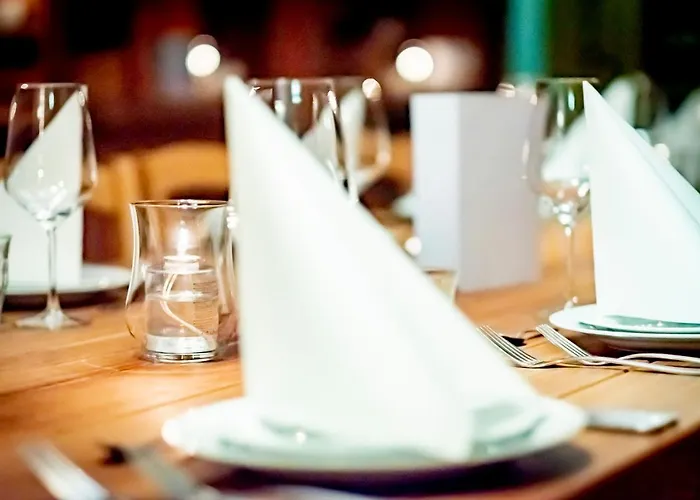 Xii Apostel Hotel Kolonia