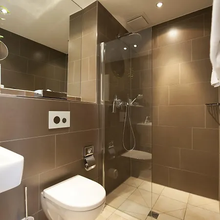 Hotel Xii Apostel 3*