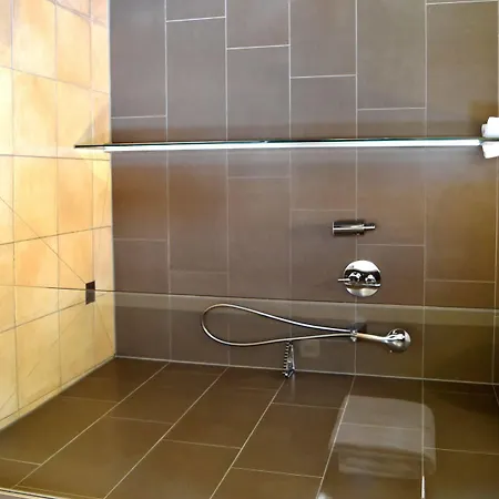 Hotel Xii Apostel 3*