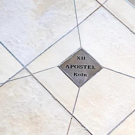 Hotel Xii Apostel 3*