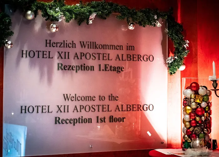 Xii Apostel Hotell 3*